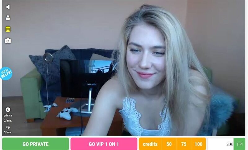 SecretFriends has more than a few beautiful webcam babes Cute happy blonde cam girl on SecretFriends
